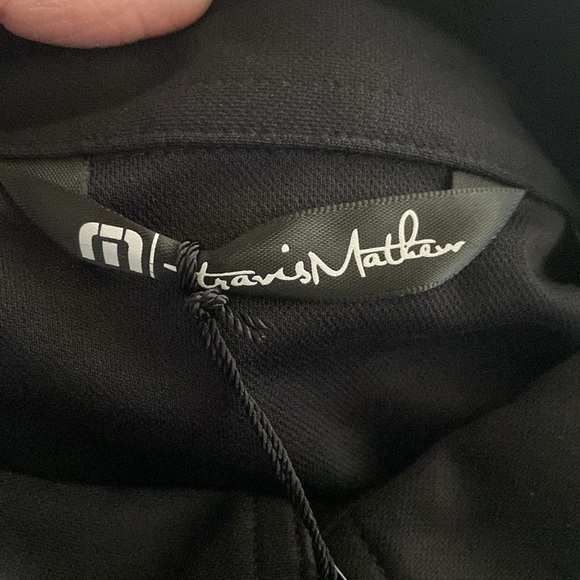 NWT Travis Mathew Oceanside Polo Shirt Mens M Black Intuit Logo Golf - Picture 9 of 13